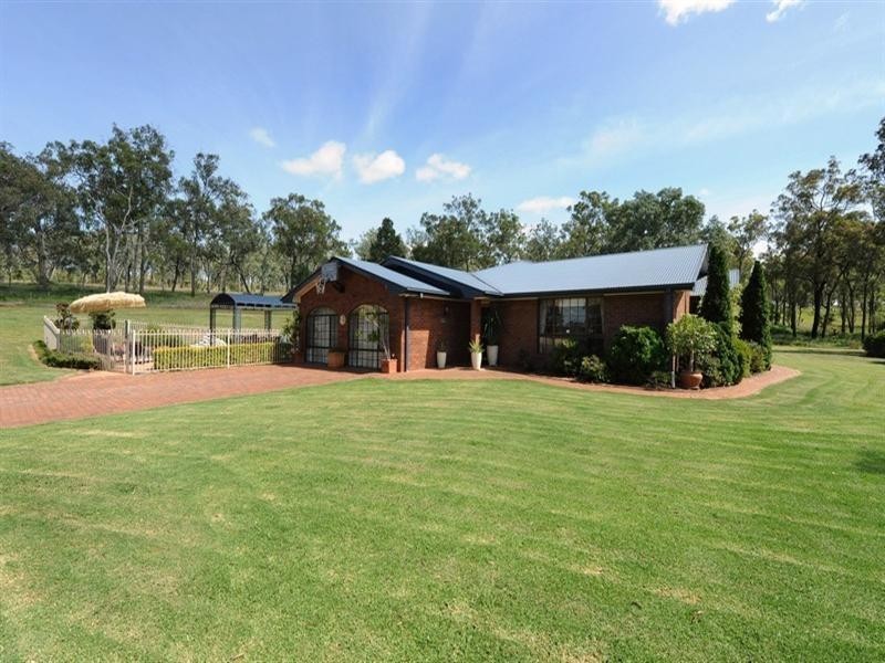 2918 Gore Highway, Southbrook QLD 4363
