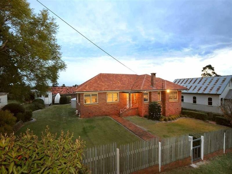 112 North Street, North Toowoomba QLD 4350