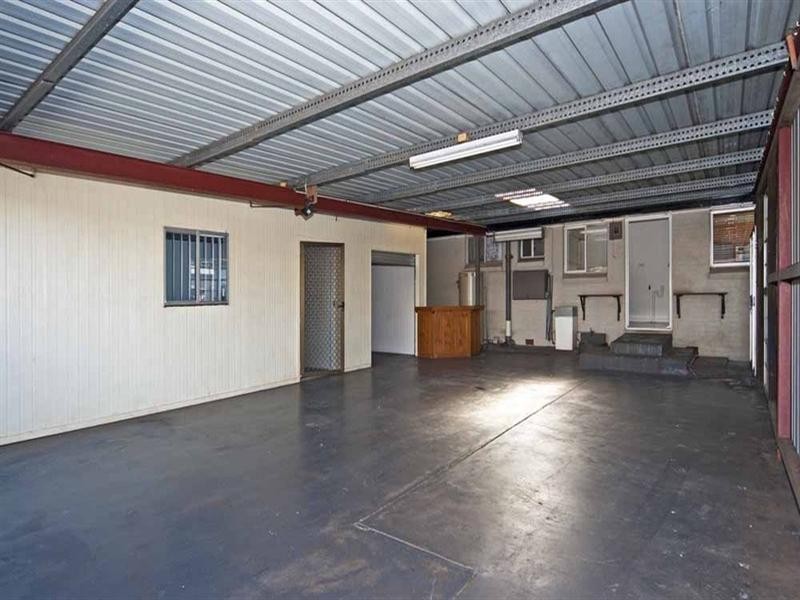 304 South Street, Harristown QLD 4350