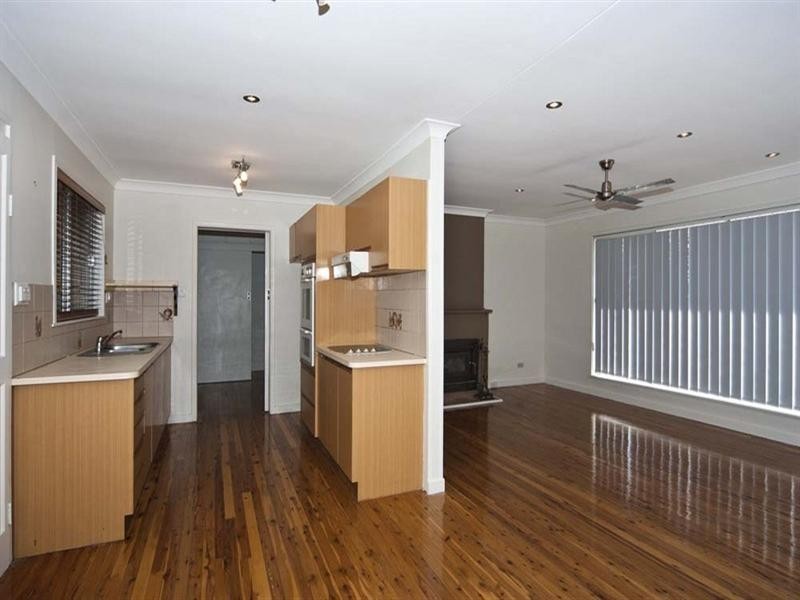 304 South Street, Harristown QLD 4350