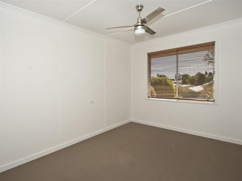 304 South Street, Harristown QLD 4350