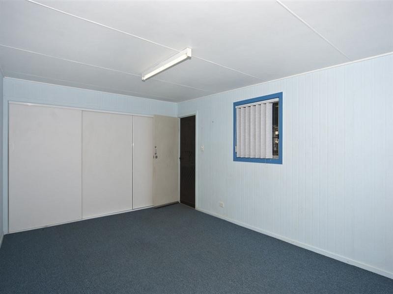 304 South Street, Harristown QLD 4350