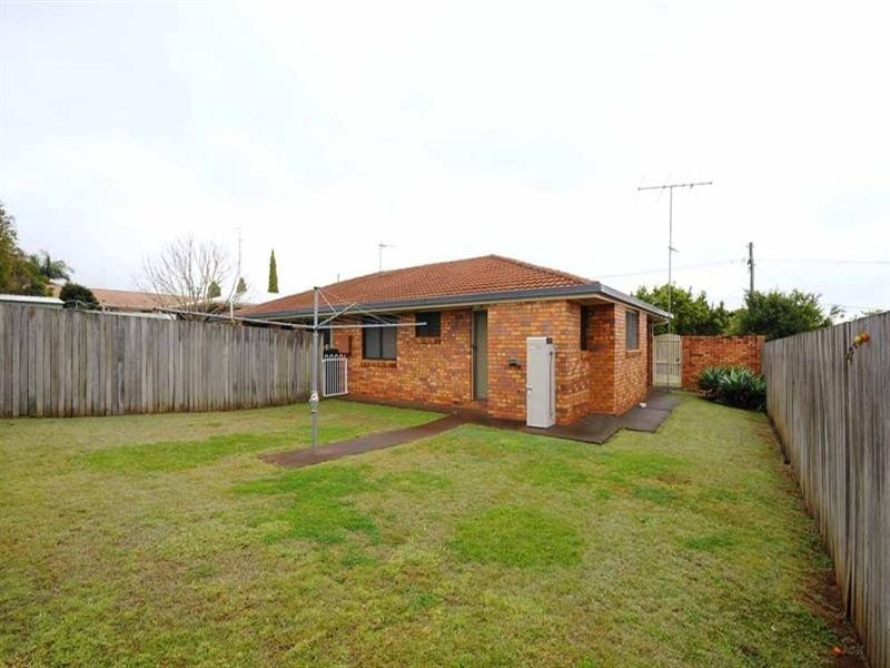 2/22 Marwedel Street, Kearneys Spring QLD 4350