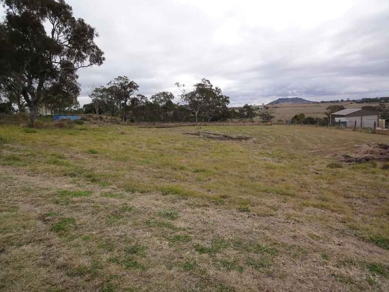 3 Ella Court, Cotswold Hills QLD 4350