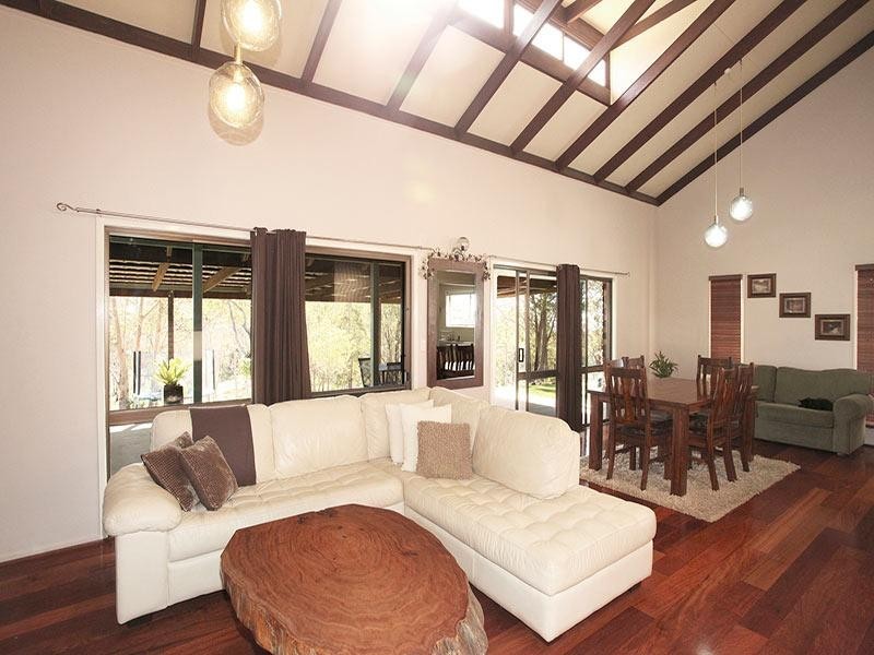 587 Perseverance Dam Road, Crows Nest QLD 4355