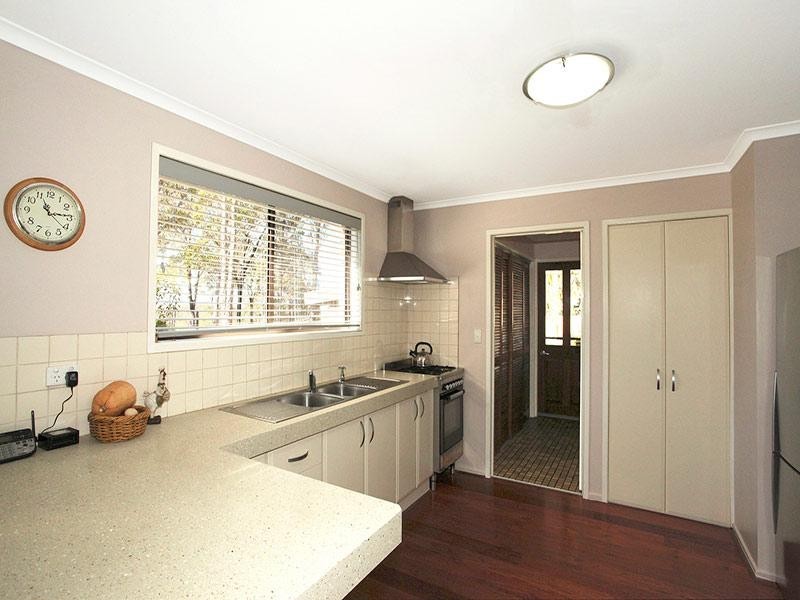 587 Perseverance Dam Road, Crows Nest QLD 4355