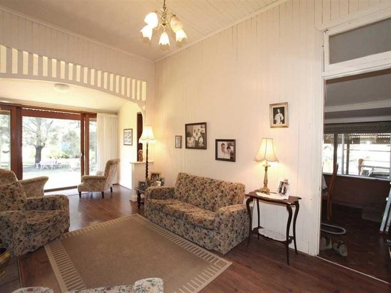 14 Paulsens Road, Gowrie Junction QLD 4352