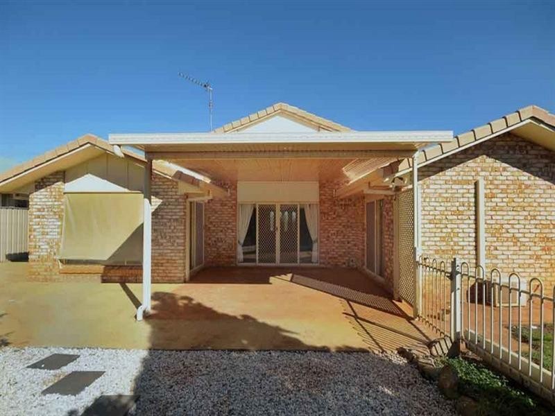 113 Hursley Road, Glenvale QLD 4350