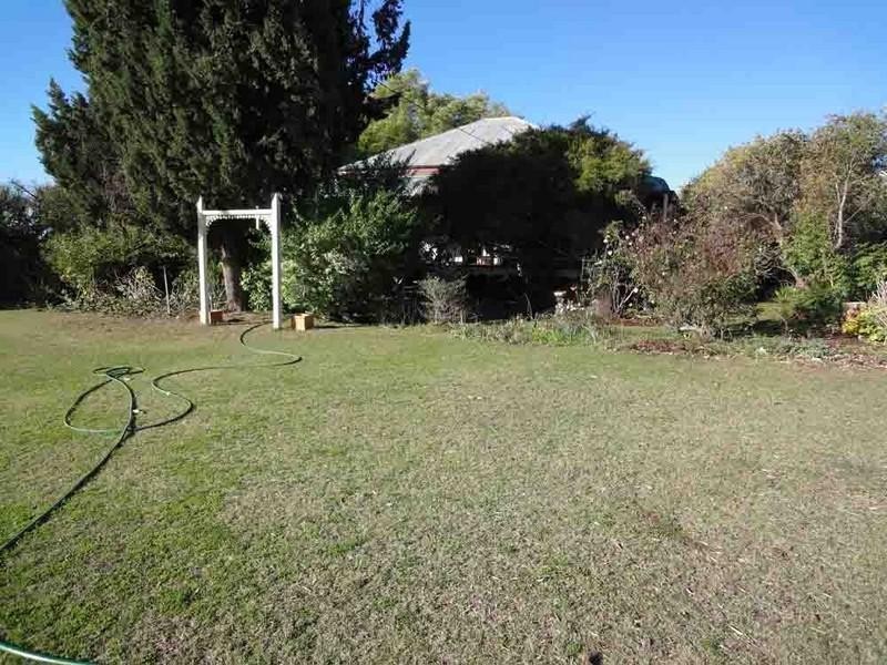 1071 Oakey-Pittsworth Road, Aubigny QLD 4401