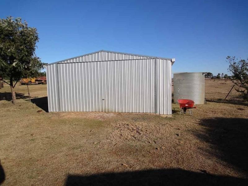 1071 Oakey-Pittsworth Road, Aubigny QLD 4401
