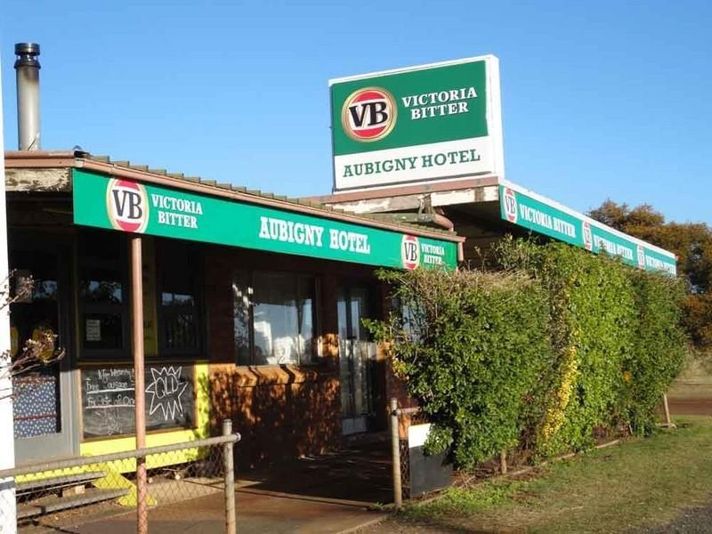 1071 Oakey-Pittsworth Road, Aubigny QLD 4401