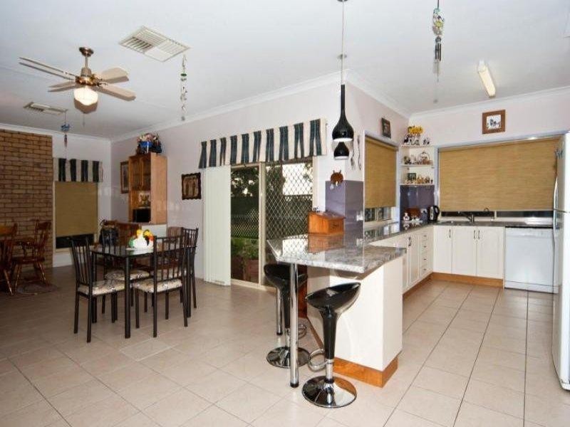 6A Russell Street, Oakey QLD 4401