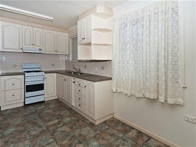 11 Brown Street, Rockville QLD 4350