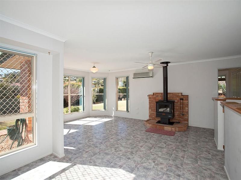 4 Derry Place (Windemere Drive), Hodgson Vale QLD 4352