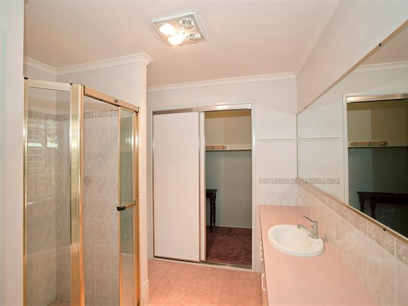 4 Derry Place (Windemere Drive), Hodgson Vale QLD 4352