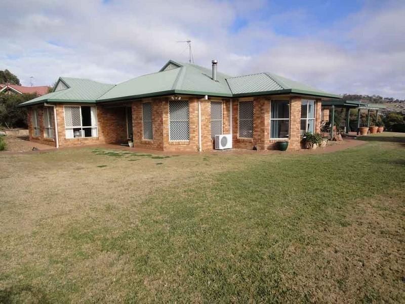 4 Derry Place (Windemere Drive), Hodgson Vale QLD 4352