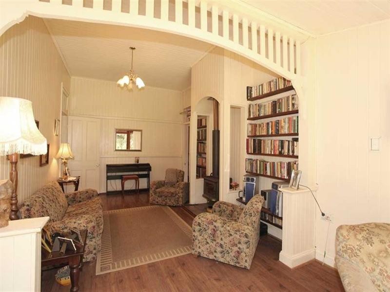 14 Paulsens Road, Gowrie Junction QLD 4352