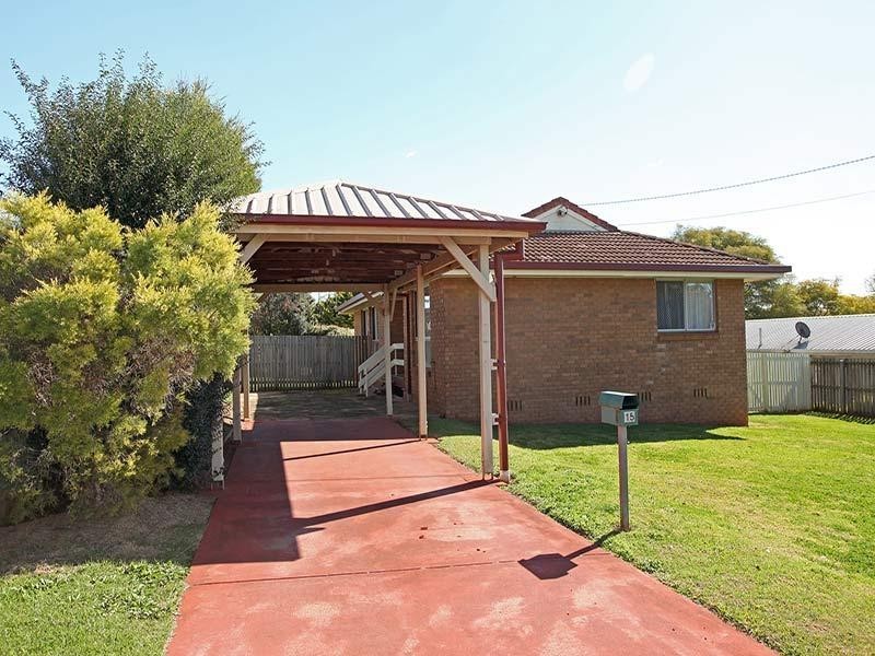 15 Festival Street, Rockville QLD 4350