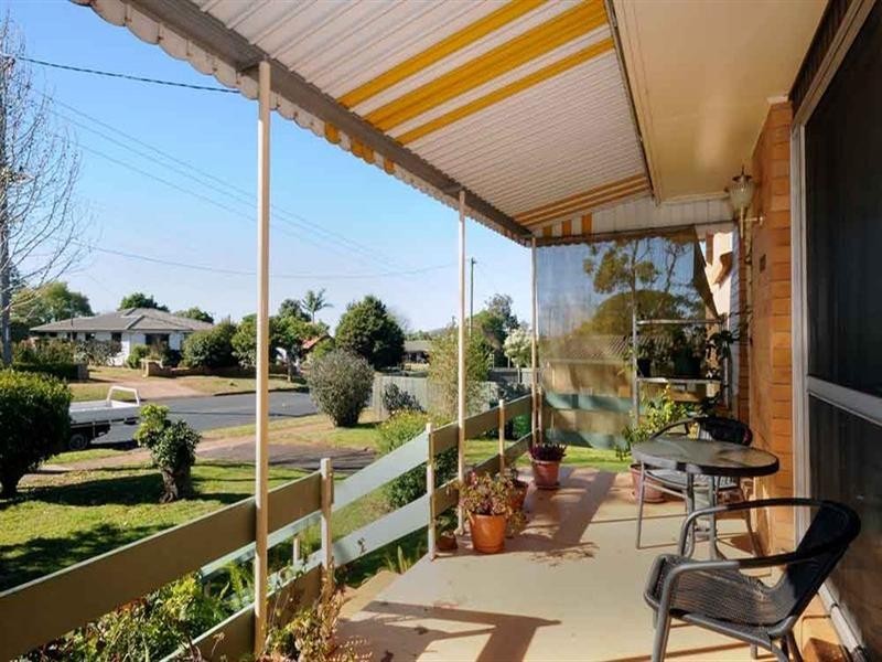 240 Alderley Street, Centenary Heights QLD 4350