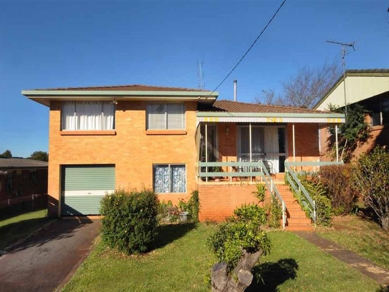 240 Alderley Street, Centenary Heights QLD 4350