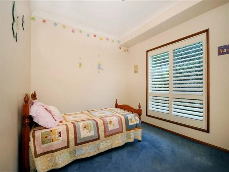 6 Chatswood Close, Mount Lofty QLD 4350