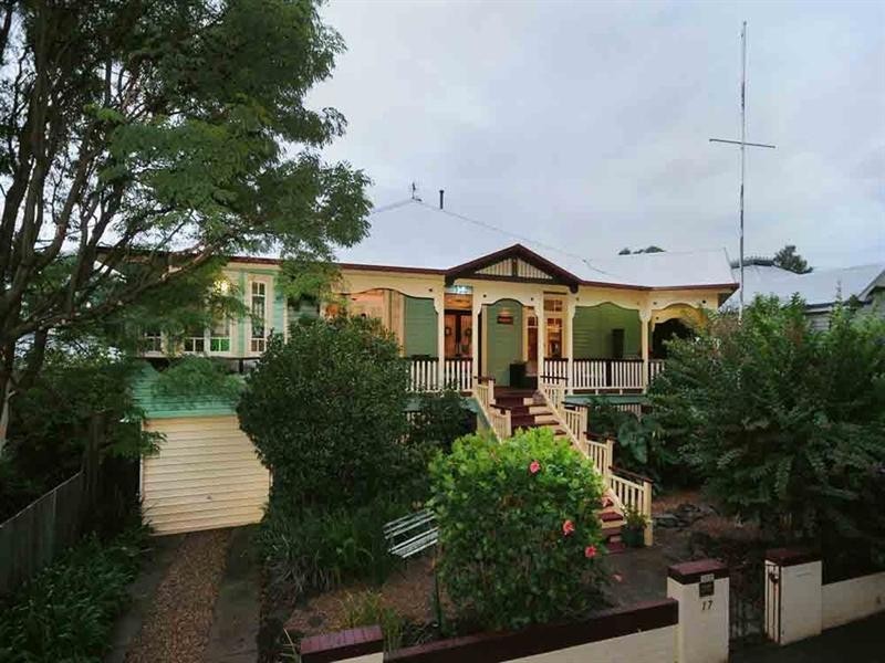 17 Godsall Street, East Toowoomba QLD 4350