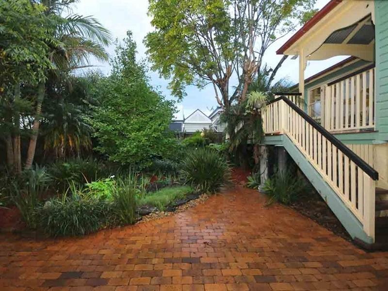 17 Godsall Street, East Toowoomba QLD 4350