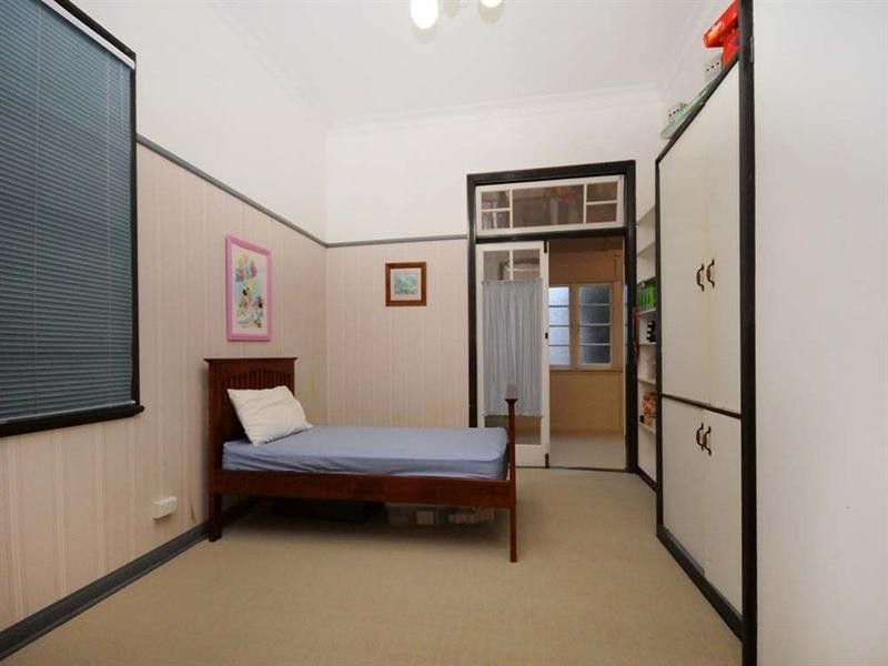 17 Godsall Street, East Toowoomba QLD 4350