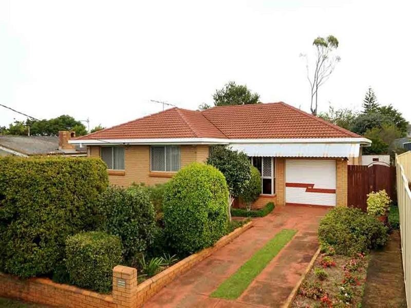 279 Tor Street, Wilsonton QLD 4350