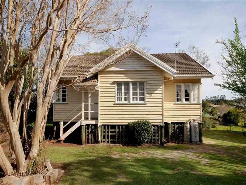 27 Yeates Street, Harlaxton QLD 4350