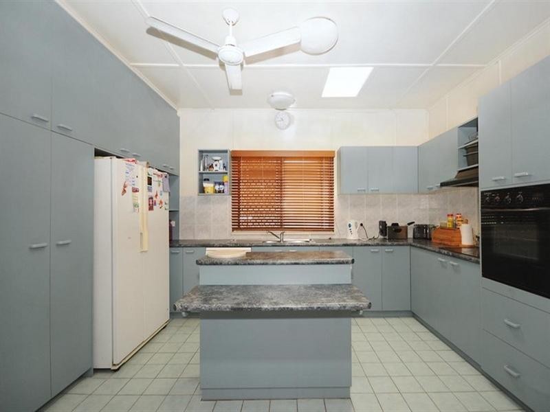304 Bridge Street, Newtown QLD 4350