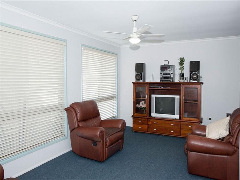 1 Walnut Court, Newtown QLD 4350