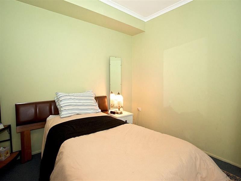 1 Walnut Court, Newtown QLD 4350