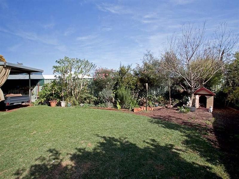 1 Walnut Court, Newtown QLD 4350