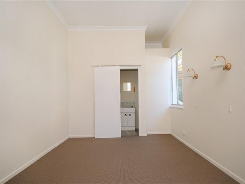 188 Jellicoe Street, Newtown QLD 4350