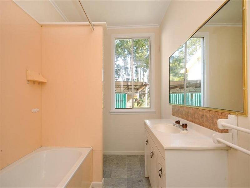 188 Jellicoe Street, Newtown QLD 4350