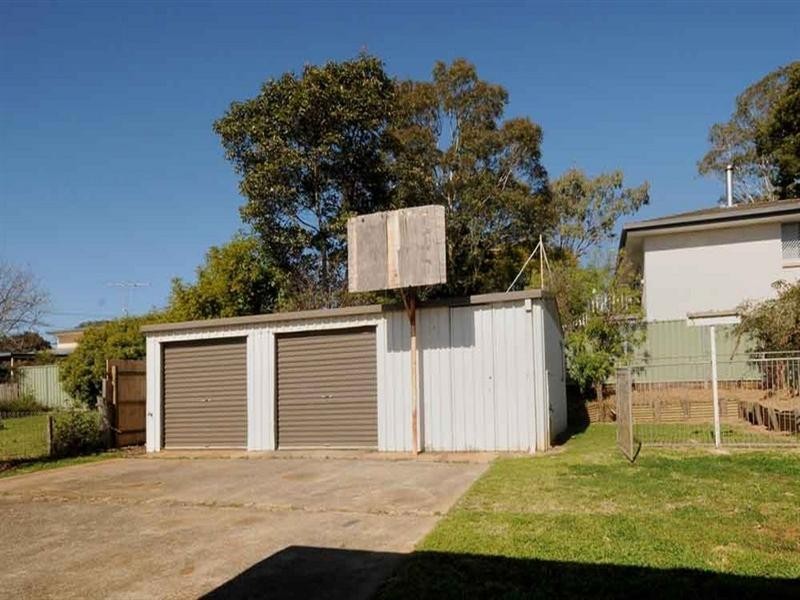 188 Jellicoe Street, Newtown QLD 4350
