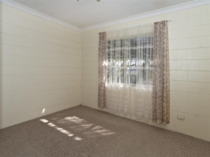 400 Savages Road, Hodgson Vale QLD 4352