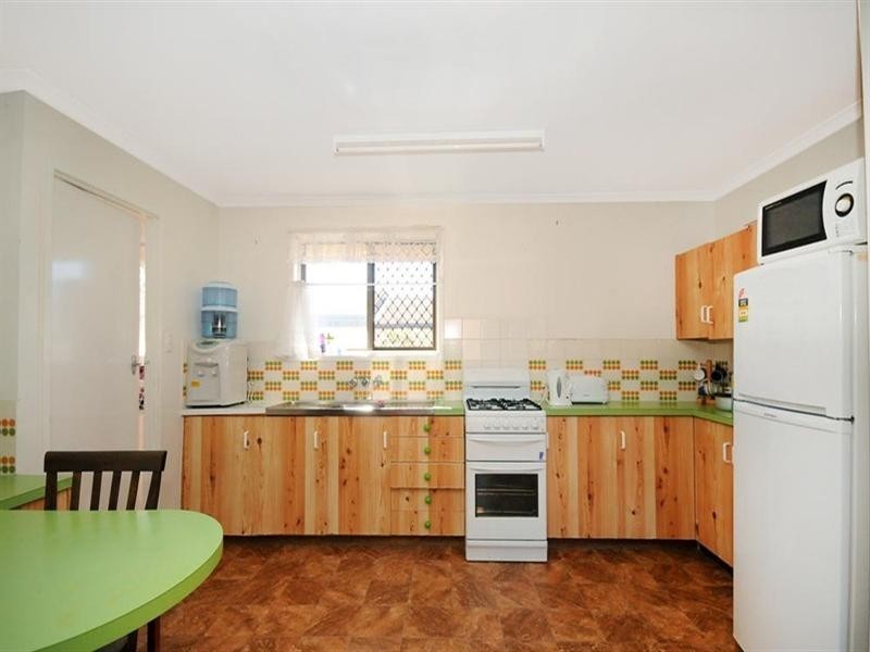 10 Paradise Street, Harristown QLD 4350