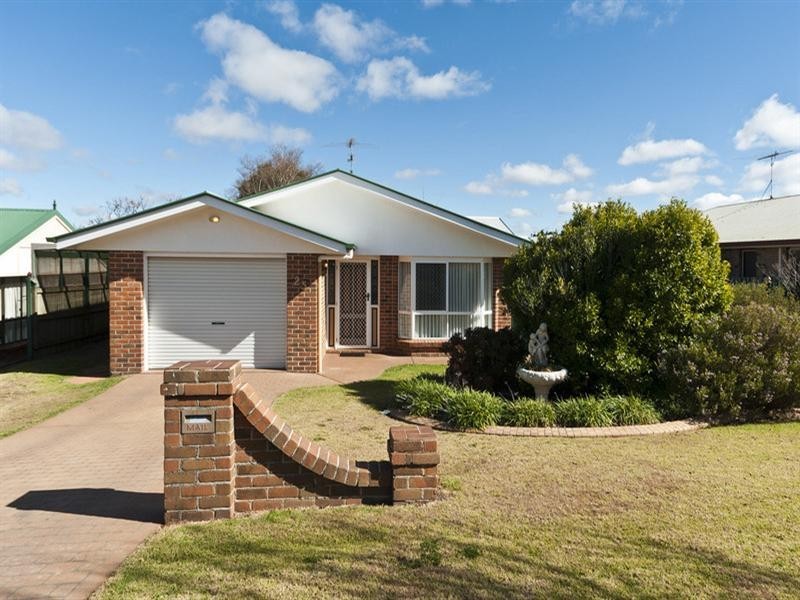 25 Cherokee Drive, Wilsonton QLD 4350