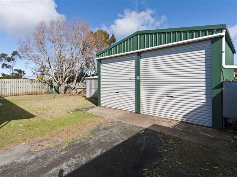 25 Cherokee Drive, Wilsonton QLD 4350