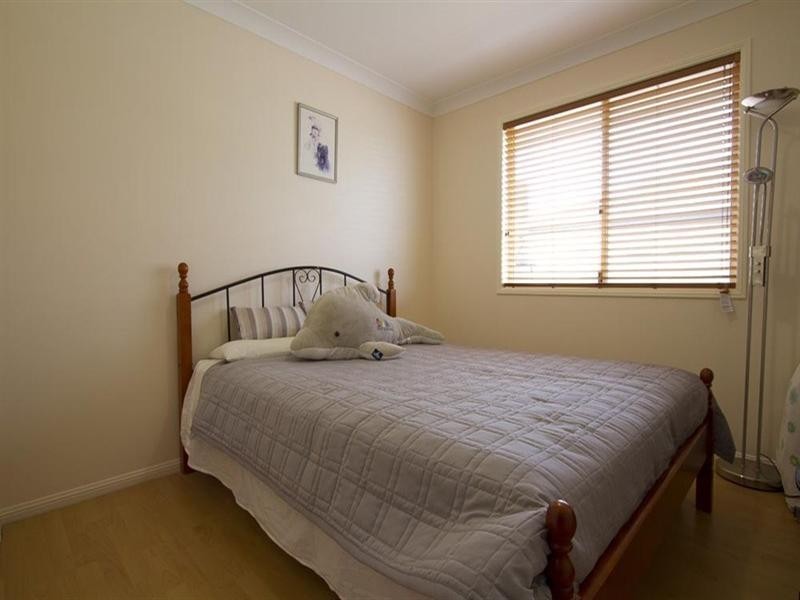 42 Sunset Drive, Glenvale QLD 4350