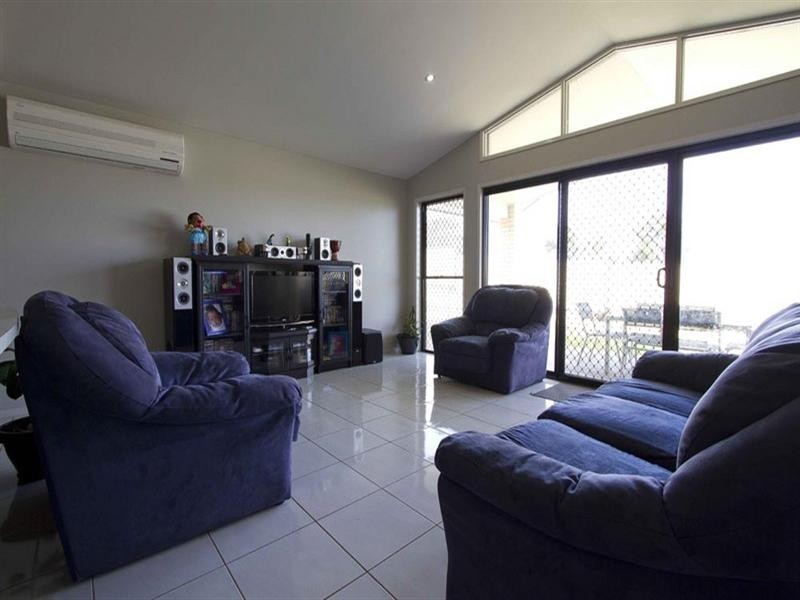 39 Whitman Street, Westbrook QLD 4350