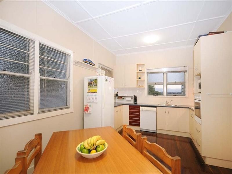 66 Glenvale Road, Harristown QLD 4350