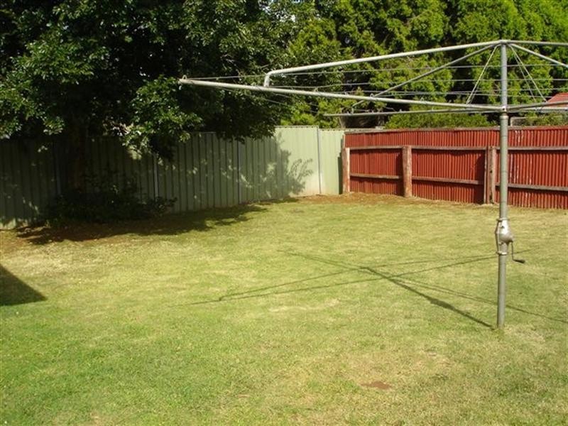 14 Dalgleish Street, South Toowoomba QLD 4350