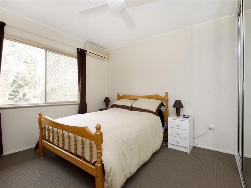 13 Clearview Street, Rockville QLD 4350