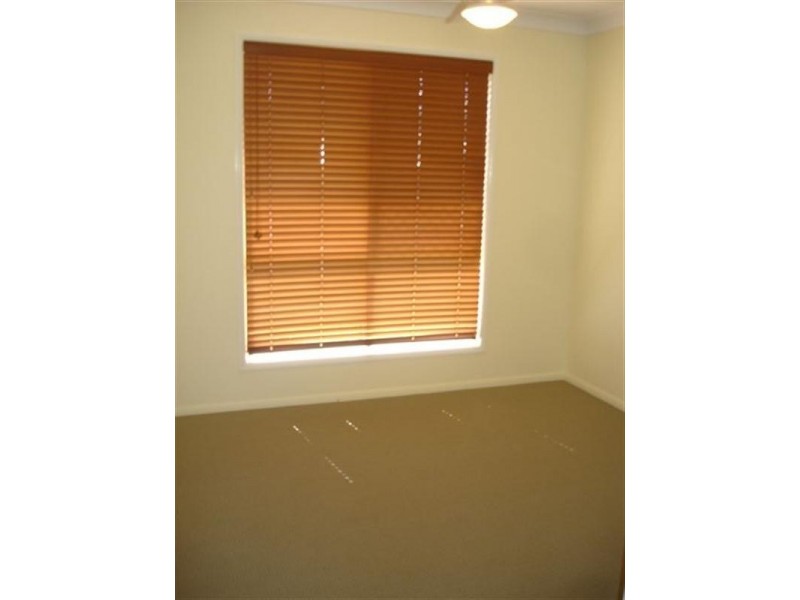 14 Willowburn Drive, Rockville QLD 4350