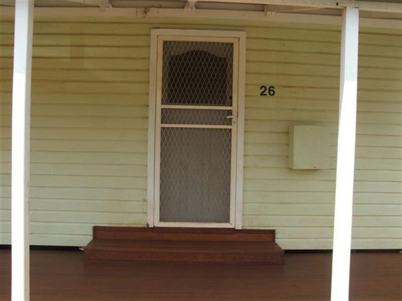 26 Rob Street, Newtown QLD 4350