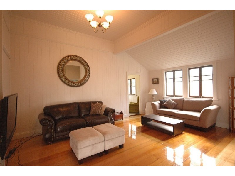 100 Jellicoe Street, North Toowoomba QLD 4350