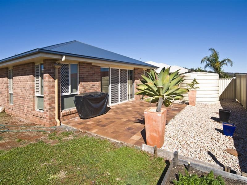 3 Ace Drive, Glenvale QLD 4350